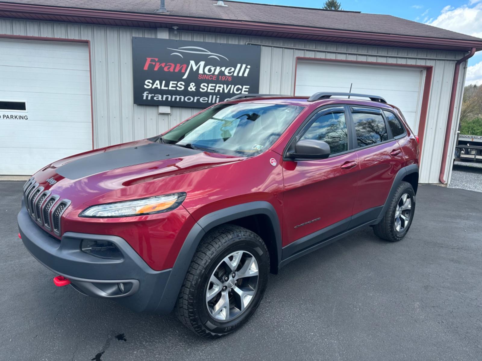 2016 Red Jeep Cherokee (1C4PJMBS2GW) with an 6 engine, automatic transmission, located at 8464 Route 219, Brockway, PA, 15824, (814) 265-1330, 41.226871, -78.780518 - Photo #0